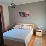 3 Brata شقة Grebaštica