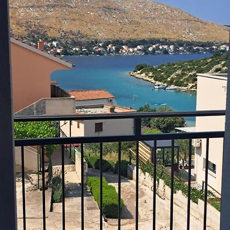 아파트 3 Brata Grebaštica