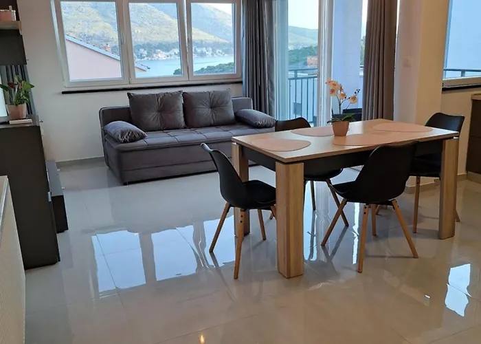 Apartamento 3 Brata *