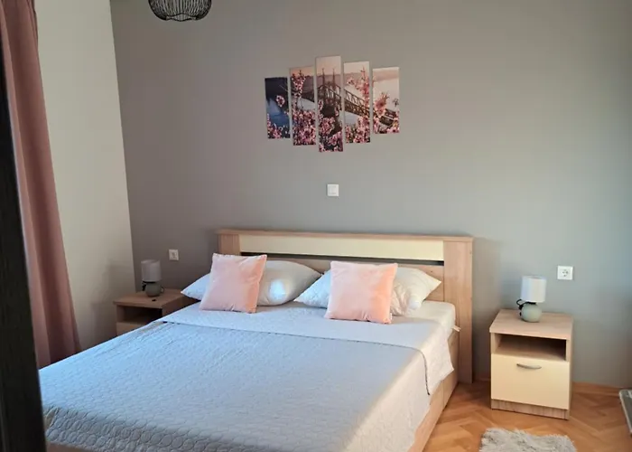 3 Brata Апартаменты Гребастика